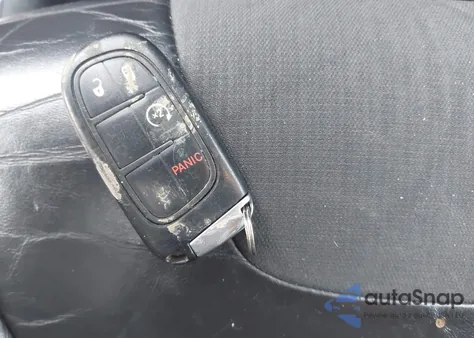 2018 Jeep Cherokee Latitude Plus 4X4 z USA, uszkodzony, nr VIN 1C4PJMLX3JD570841